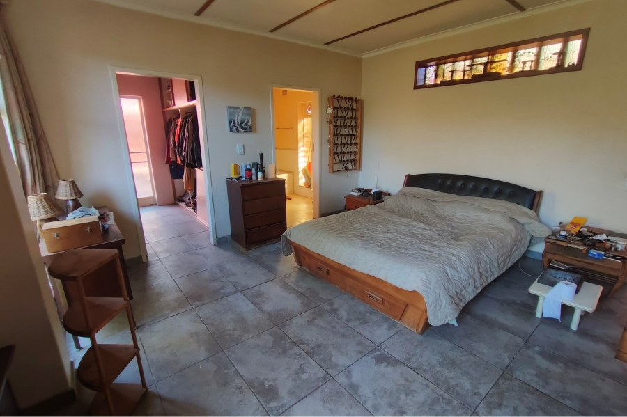 4 Bedroom Property for Sale in Leeuwenkloof North West
